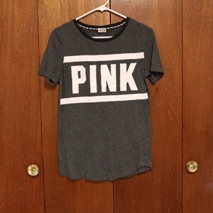 PINK Victoria’s Secret Graphic T-Shirt – Gray & White – Size Small